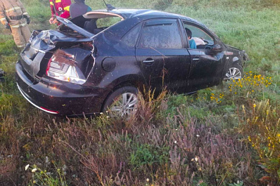 27 августа в Самарской области Volkswagen Polo вылетел с дороги