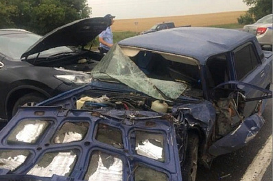 В Самарской области "семерка" влетела в иномарку