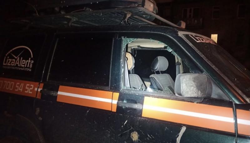 В Самаре вандалы разбили машину спасателей из "Лиза Алерт"