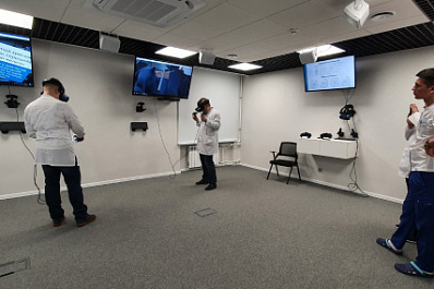 Самарские студенты-медики учатся спасать жизни на уникальном отечественном симуляторе