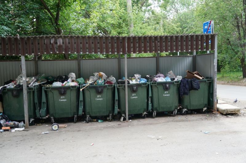 Ремонт контейнерных площадок в Новокуйбышевске подошел к концу