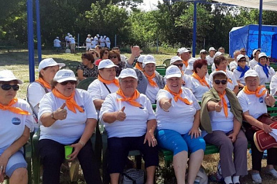 В селе Приволжье прошел фестиваль волонтеров серебряного возраста