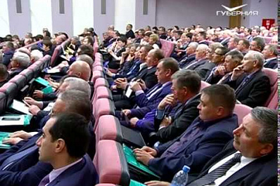 Дмитрий Азаров: В регионе продолжается работа по созданию эффективной, дееспособной системы местного самоуправления