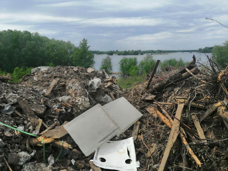 Власти Самары начнут убирать незаконную свалку около Монашеского озера в 2021 году