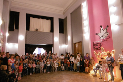 ТРК "ГУБЕРНИЯ" организовала благотворительный спектакль для тольяттинских детей