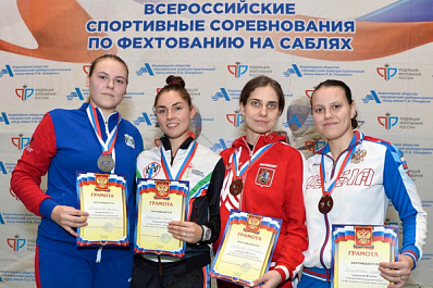 Мария Зинюхина из Тольятти стала призером всероссийского турнира саблисток