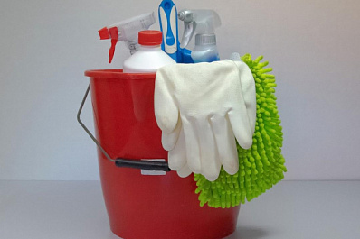 В Сызрани женщина под видом уборщицы пугает соседей