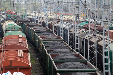 В Самарской области сошли с рельсов три вагона с углем