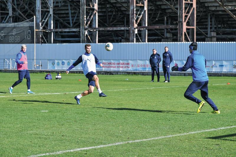 Набираются сил в Турции и ОАЭ: "Крылья Советов" и "Акрон" продолжают подготовку к весенней части чемпионата страны