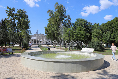 Завершено благоустройство сквера "Самарец" 