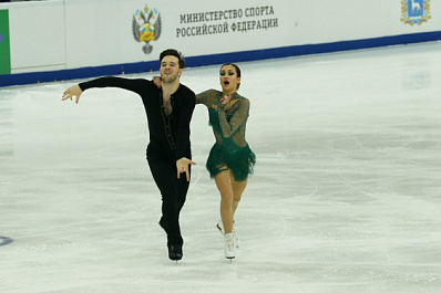 Елизавета Худайбердиева и Егор Базин выиграли "Волжский пируэт"