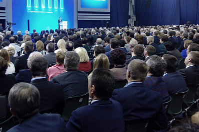 Дмитрий Азаров рассказал про строительство Фрунзенского моста и магистрали Центральная