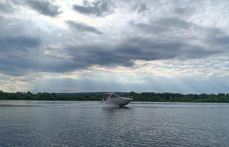 В Самарской области мужчина хотел заменить поддельные права на катер 