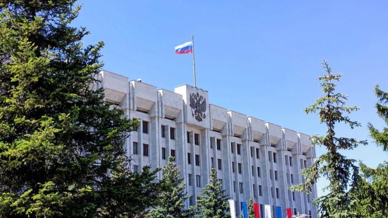 Вячеслав Федорищев поздравил сотрудников и ветеранов оборонных предприятий Самарской области с Днем оружейника