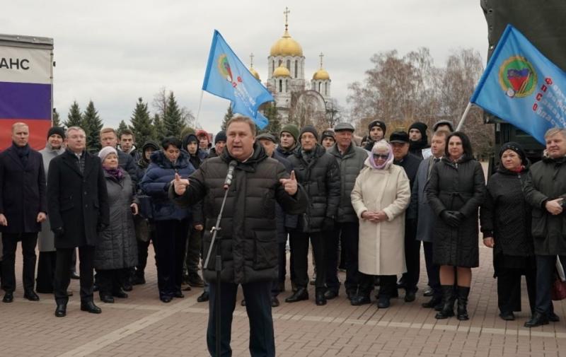 Гуманитарная колонна из Самары отправилась на Донбасс