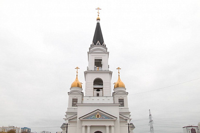 Жителям Самарской области не рекомендуют ходить в храмы и церкви