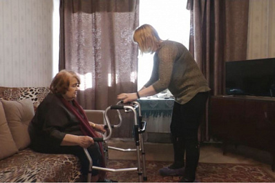 В Самарской области мультидисциплинарные бригады помогают пожилым людям и инвалидам