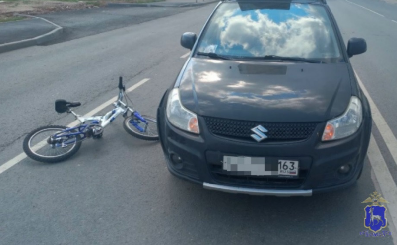 В Самаре водитель иномарки врезался в самосвал и погиб 