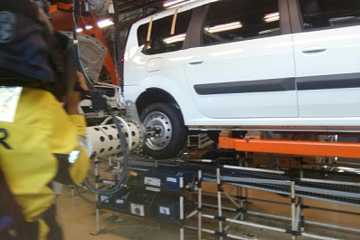 Снова в строю: АВТОВАЗ продолжил производство автомобилей