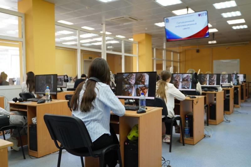 Для выпускников Самарской области прошел ЕГЭ по русскому языку