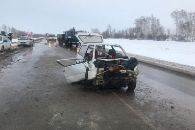 В Самарской области "Ока" столкнулась с иномаркой, один человек погиб