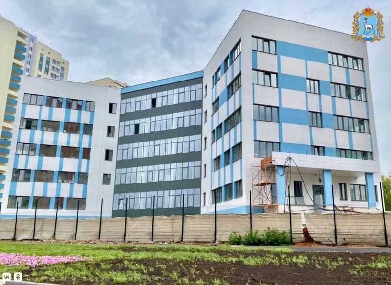 Поликлиника в микрорайоне Волгарь в Самаре готова на 70%