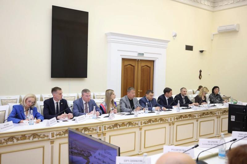 Снова в школу: стартует второй поток региональной программы для участников СВО