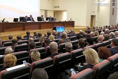 Бесплатное питание для школьников и помощь с ипотекой: облправительство представило проект бюджета на 2020 год