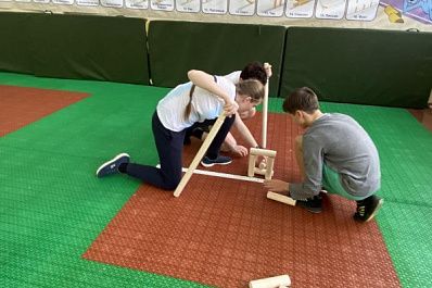 "Шахматы с битой": о том, как возрождают городки - исконно русский вид спорта, в который могут играть все и в любое время года