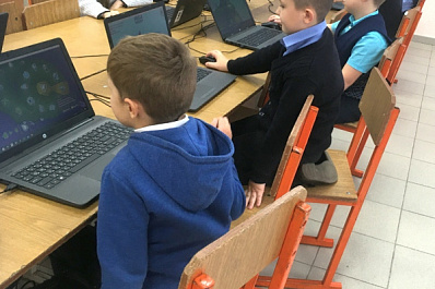 Жигулевских школьников обучают программированию и созданию мобильных приложений 