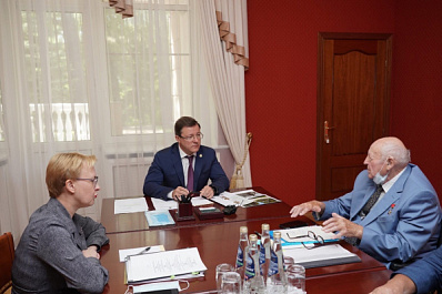 В Самаре появятся памятники почетным гражданам Елене Шпаковой и Владимиру Чудайкину