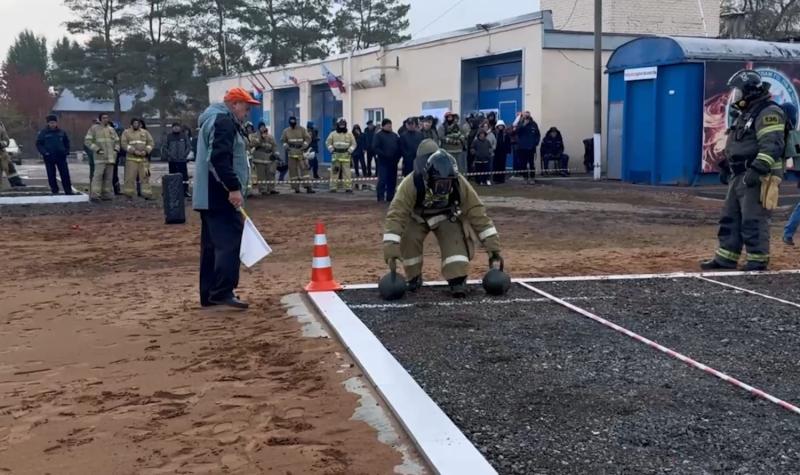 В Самарской области определили лучших пожарных-спасателей
