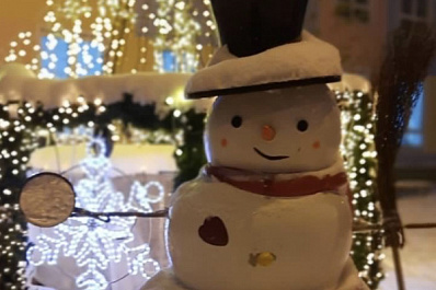 Детские сады Самары начали украшать к Новому году