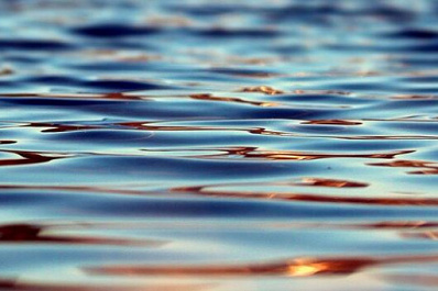 В Тольятти спасатели извлекли из воды тело мужчины