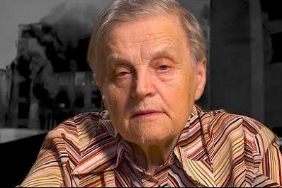   Валентина Астахова: "Сирена звучит и все разбегаются, стояла страшная тишина"