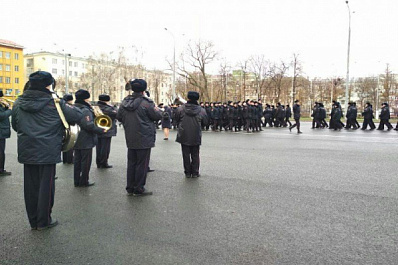 Самарские полицейские отмечают 40-летие образования городского управления МВД России
