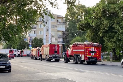 В Самаре из-за пожара в доме на Ленинградской эвакуировали жильцов