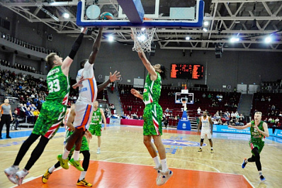 Напряженная борьба: БК "Самара" уступил "УНИКСу" в домашнем матче Единой лиги ВТБ