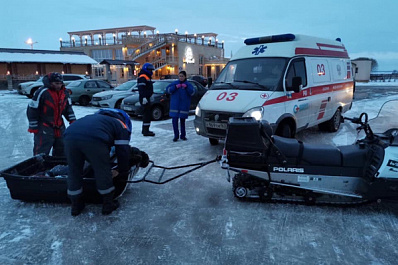 В Самарской области спасли рыбака, у которого на льду случился инфаркт