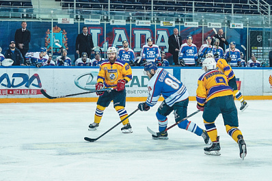 В хоккейном клубе "Лада" подвели итоги сезона