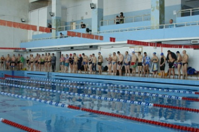 Самарские полицейские приняли участие в соревнованиях по плаванию