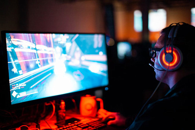 Геймер из Отрадного потерял 80 тысяч рублей после "проверки" аккаунта в онлайн-игре