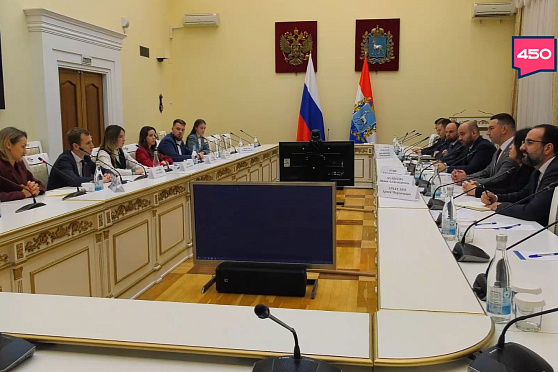 Чествование матерей и строительство метро. Спецрепортаж