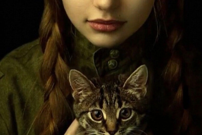 Самарцев возмутило использование советских гимнастёрок в рекламе "публичного дома"