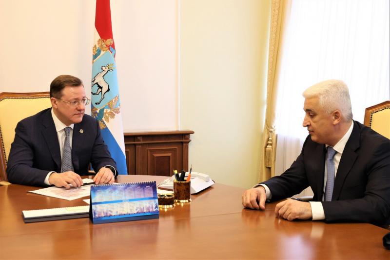 Дмитрий Азаров и Александр Гаврилов обсудили развитие электросетевой инфраструктуры Самарской области