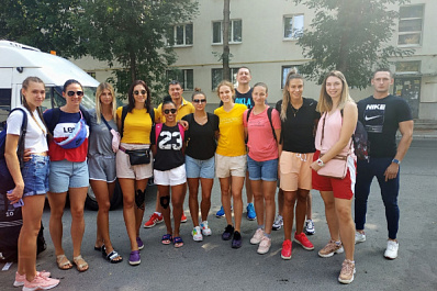 Баскетболистки "Самары" тренируются в родной губернии