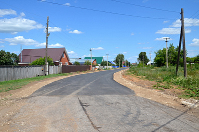 В Богатовском районе продолжается ремонт улично-дорожной сети 