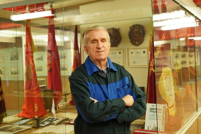 Более полувека на авиационном заводе: ветеран труда рассказал о своей работе