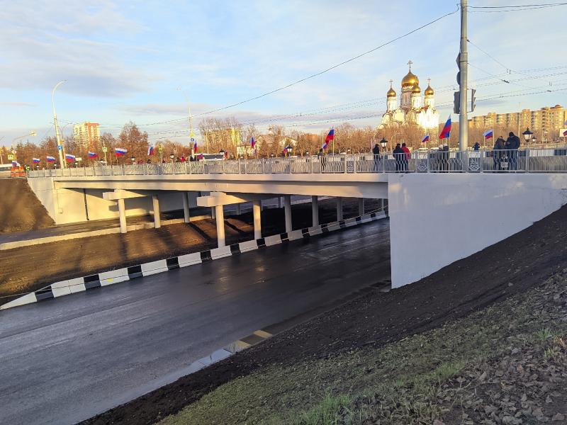 В Тольятти  дали старт движению по обновленному путепроводу на Революционной