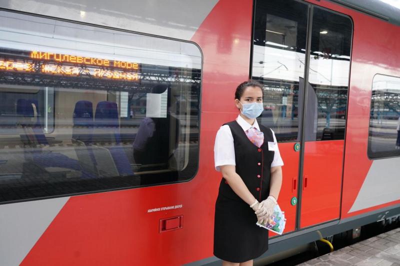 100 тысяч пассажиров перевезла скоростная "Ласточка" в Самарской области